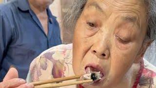 五叔说五妈耳聋眼瞎背又驼，离了他都吃不了顿像样饭，听五妈咋回答#老两口 #我的乡村生活 #农村生活 #猪头肉