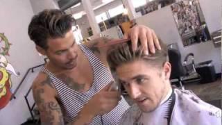 Slikhaar TV 145 - Short textured men's haircut at Shorty's Barbershop