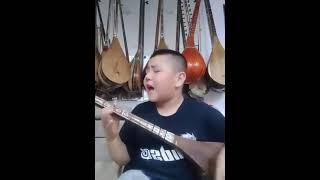 Uyghur song: Atam Yadimgha Yatkanda ئۇيغۇر  Уйгур