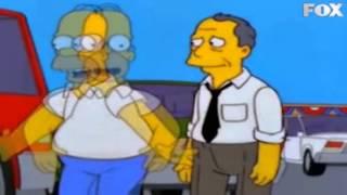 Tío Sánchez vendiendo autos. (Los Simpsons —Gil Gunderson en el capítulo El submarino amarillo—)