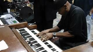 DERRICK JACKSON Organ Solo!! - COGIC AIM 2012