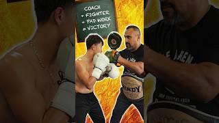 How Pro Boxing Coaches Really Teach Padwork! #boxing #boxingcoach #padwork #boxingtraining #thearena