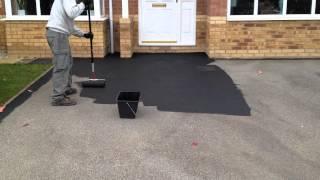 How to Refurbish a Tarmac Driveway - www.yorkshiredrivewaycleaning.co.uk.