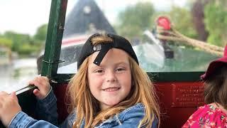 Stoke bruerne  canal boat trip into blisworth tunnel