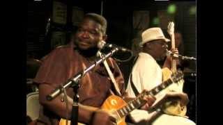 Micheal "Iron Man" Burks and Lucky Peterson - Safeway Waterfront Blues Festival 2010