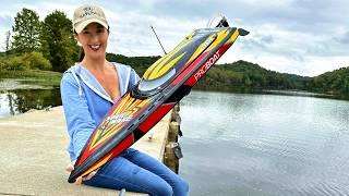 FASTEST & MOST POWERFUL RC SPEED BOAT with SELF-RIGHTING! - Pro Boat Sonicwake