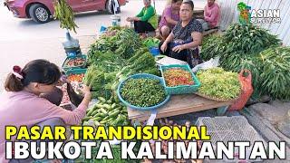 SUASANA PASAR TRADISIONAL DI IBUKOTA KALIMANTAN UTARA, TANJUNG SELOR BULUNGAN; HASIL PANEN PETANI