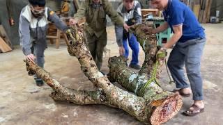 Don't Believe If Don't See: Creative Guy Turns Worthless Tree Stump to Thousand Dollar Coffee Table