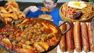 술 한잔생각나는 쫄깃한 돼지곱창전골과 무생채콩나물비빔밥, 소세지 먹방 Spicy Pork Tripe Hot Pot MUKBANG