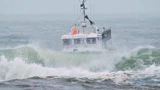  GROSSES DÉFERLANTES L'OCÉAN EST DÉMONTÉ À CAPBRETON. DES DEMI-TOURS S'IMPOSENT .  @Alex.rolland