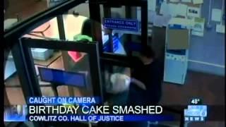 Cake attacked at Cowlitz County court