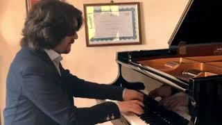 Emanuele Stracchi plays Solfeggietto by C.P.E. Bach