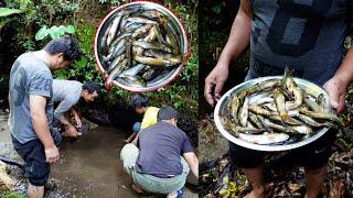 we are fishing with Big brother Diwaaz in our river @bhumicooking