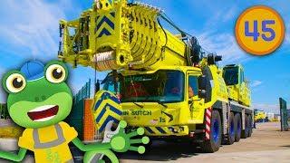 Gecko Meets A Real Crane | Gecko's Real Vehicles | Construction Trucks For Children