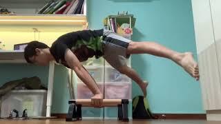 Straddle Planche (Video de Marcus TheSlink)