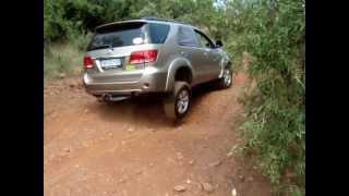 Toyota Fortuner drives through Axle twister