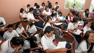 Hay aglomeración en las escuelas públicas de México, revela estudio