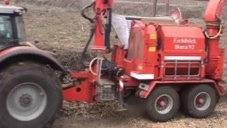 Der Forstexperte – Hackguterzeugung mit Eschelböck Biber 92 und Massey Ferguson 8690