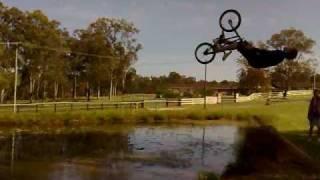 flippin out