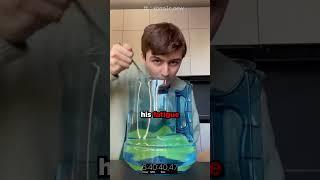 He drinks 25 kg of water with a fork  @sonn1c.