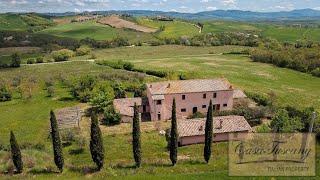 Beautiful Property for sale near San Quirico d'Orcia, Val d'Orcia, Tuscany