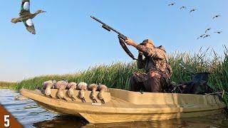 FIRST Duck Hunt Out of My NEW BOAT! (Limited Out) | 28 Gauge Duck Hunting