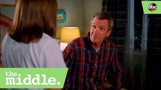 Mike Pays for Sue's College Tuition - The Middle