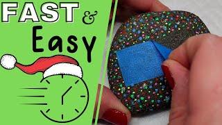 QUICK and EASY Holiday Rock Painting Idea 