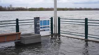 Inondation du quai de ciment à Boucherville