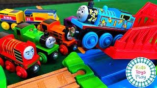 Learn Colors with Thomas & Friends