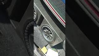 kicker cvx 12s in qbomb box  rocking ️️