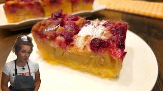 Accordion sweet pie with raspberries - a delicious dessert 