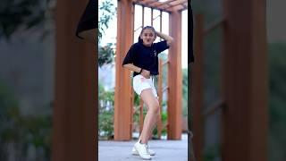 Meri hairstyle se pehsan lete hai️#kashishpatel #youtubeshorts #shortsvideo #dance #viral #shorts