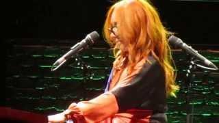 Tori Amos - Heart Shaped Box (Nirvana Cover) - DPAC - 8/20/14 - Durham, NC