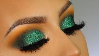 St. Patricks Day makeup tutorial l green glitter eyeshadow