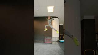 Fitness training #workoutvlog #fitnessvlog #jump #skinthecat #gymnasticrings