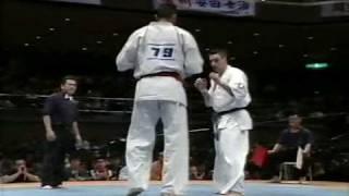 Kyokushin -  Feitoza vs Petas