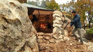 Building a Warm and Cozy Stone Shelter With Fireplace for Survival in the Rain