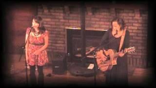 Wendy Woo Robin Hoch~Plain White T's cover Hey There Delilah.mov