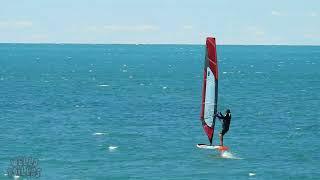 Not much Blowing Bowen Qld Windfoiling Wingfoiling Kitefoiling