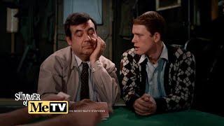 "Poker" - Happy Days / M*A*S*H on MeTV