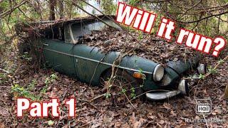 Dragging a 1971 MGB out of the Woods after 20 years! Will it Run? Part 1