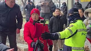 우파애국 국민집회 방해하는 빨간 복장 유튜브