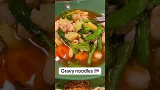 Pad Thai & Gravy noodles 
