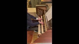 Fantasia in C Minor BWV 562 (performed by Edward Hewes)