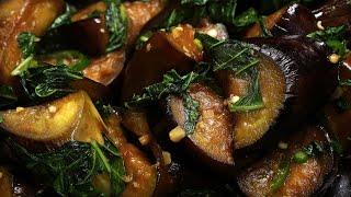 Stir-fried eggplant with perilla leaves.