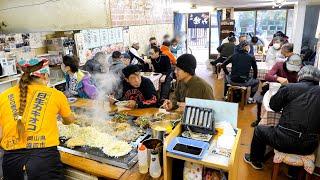 Hard Working Super Woman! Quick Orders at the Busy Okonomiyaki Restaurant in a Fisherman's Town!