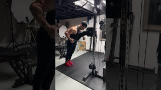 The best hacks to make the most of your cable tower #homegym #gymhacks #gymequipment #bellsofsteel