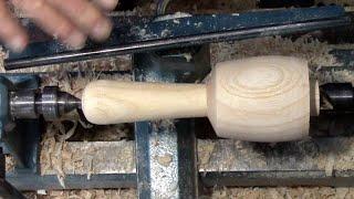 Richard Raffan turns a mallet