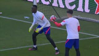 KEPA vs MENDY | Chelsea Goalkeeper Training